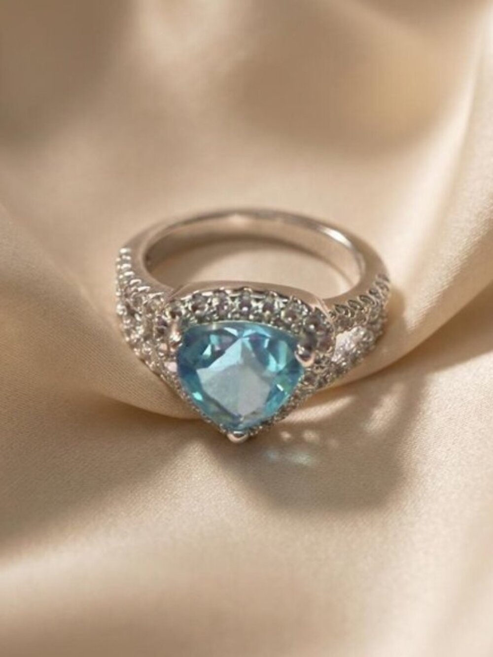 Sterling Silver Blue Faceted Stone Ring CZ Halo Size 6